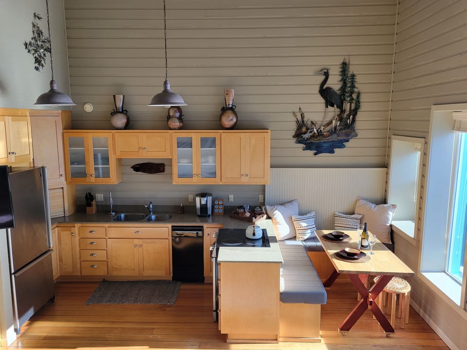 Full Kitchen
