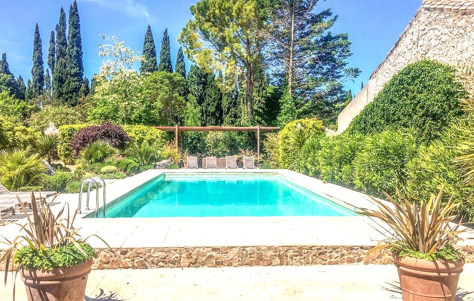 pool