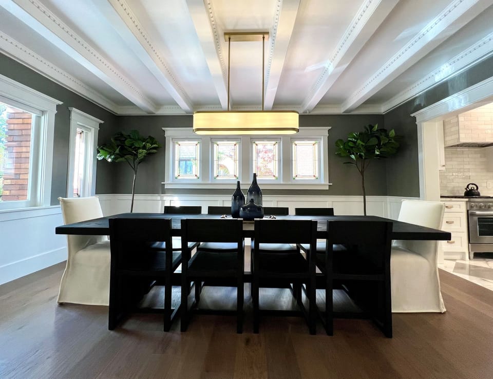 Large dining room with seating for 10