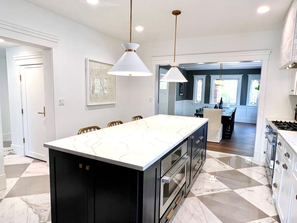 Large kitchen with high end appliances and tools you need to make a great meal!