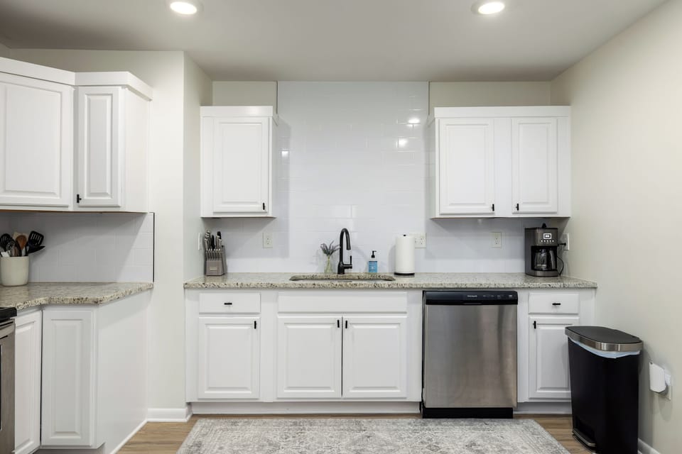 Sleek and Functional – Everything You Need Within Reach