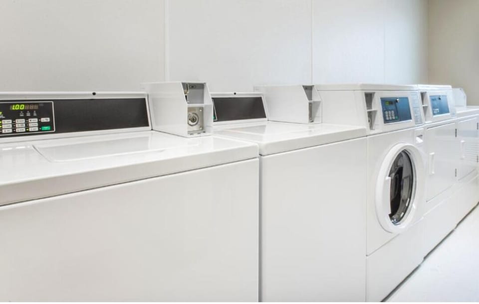 Refresh your wardrobe anytime with clean, modern guest laundry.
