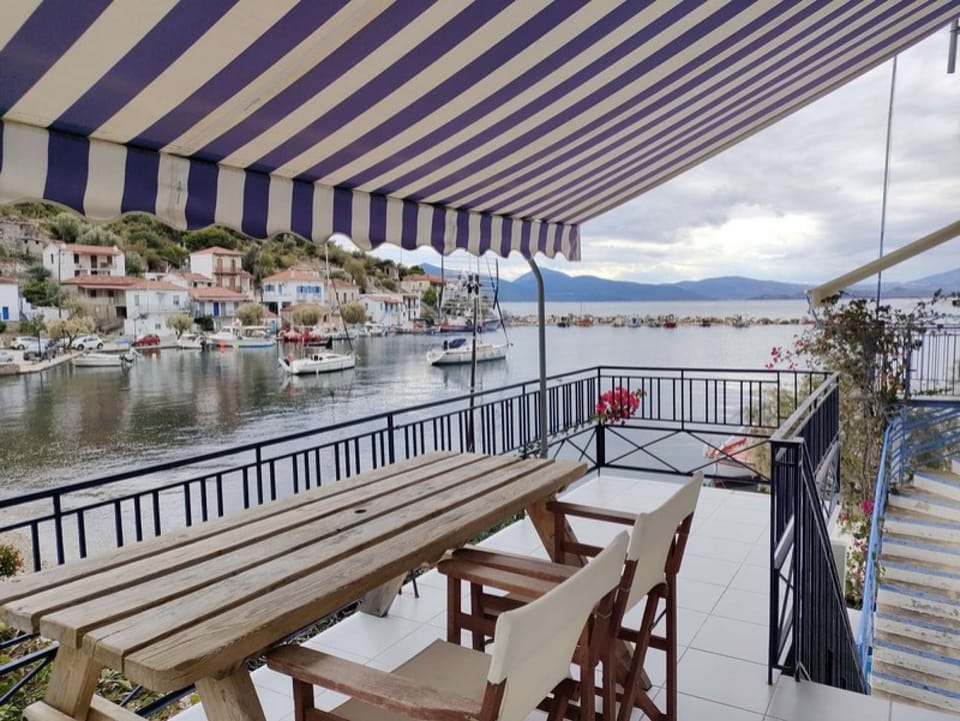 Balcony with Seaview
