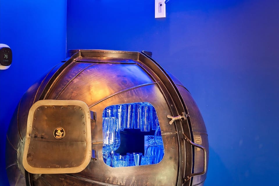 Who says you need a massive lounge to feel fancy? This mini bar brings the cool, the classy, and the cocktail hour energy — one clink at a time.