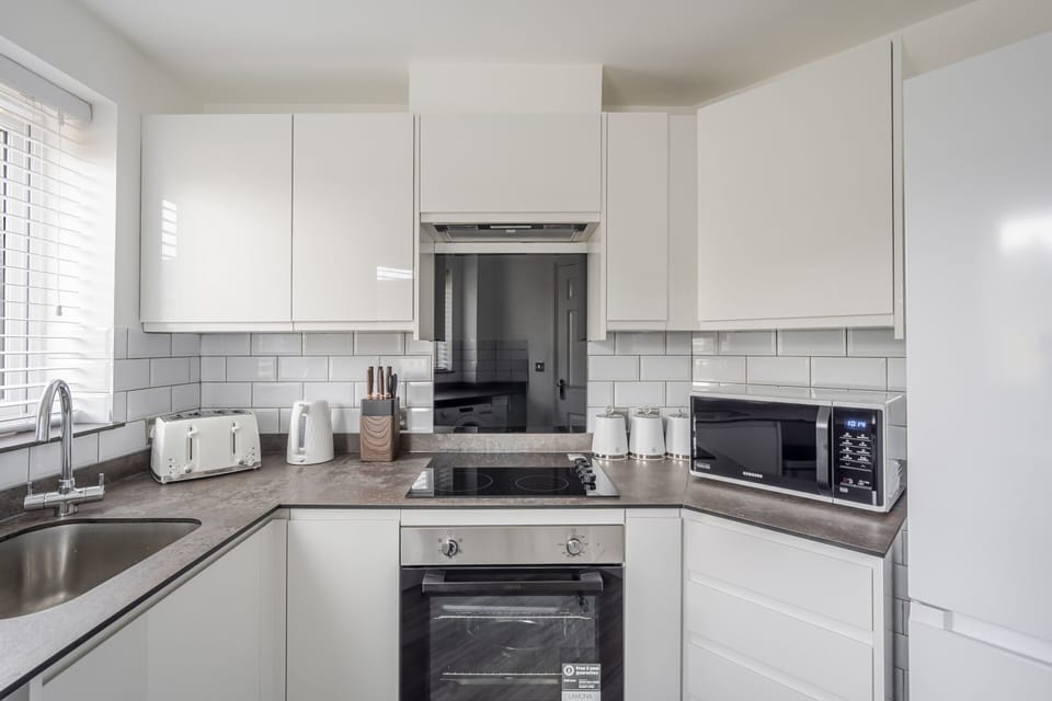 Kitchen Area - Main View