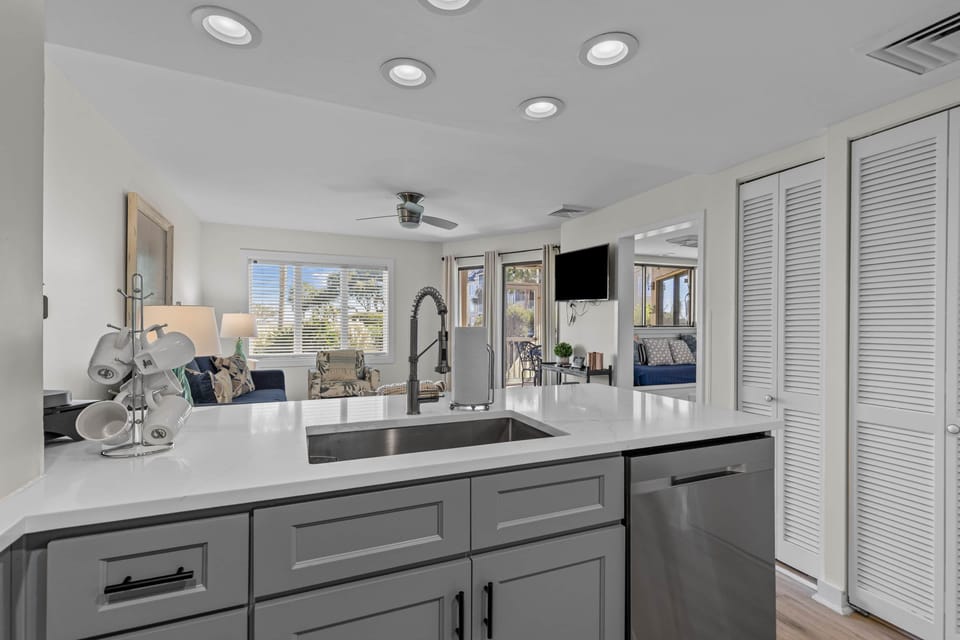Port O' Call D102; Wild Dunes; Isle of Palms
