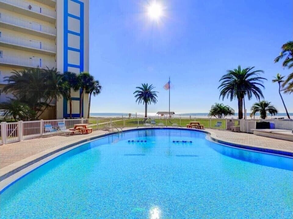3 pools, one right by beach