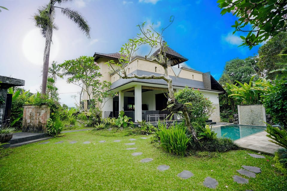 Your private Balinese oasis awaits 🌺🏡
