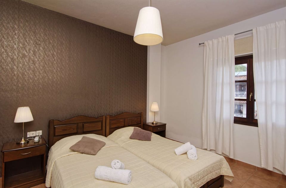 interior view #2