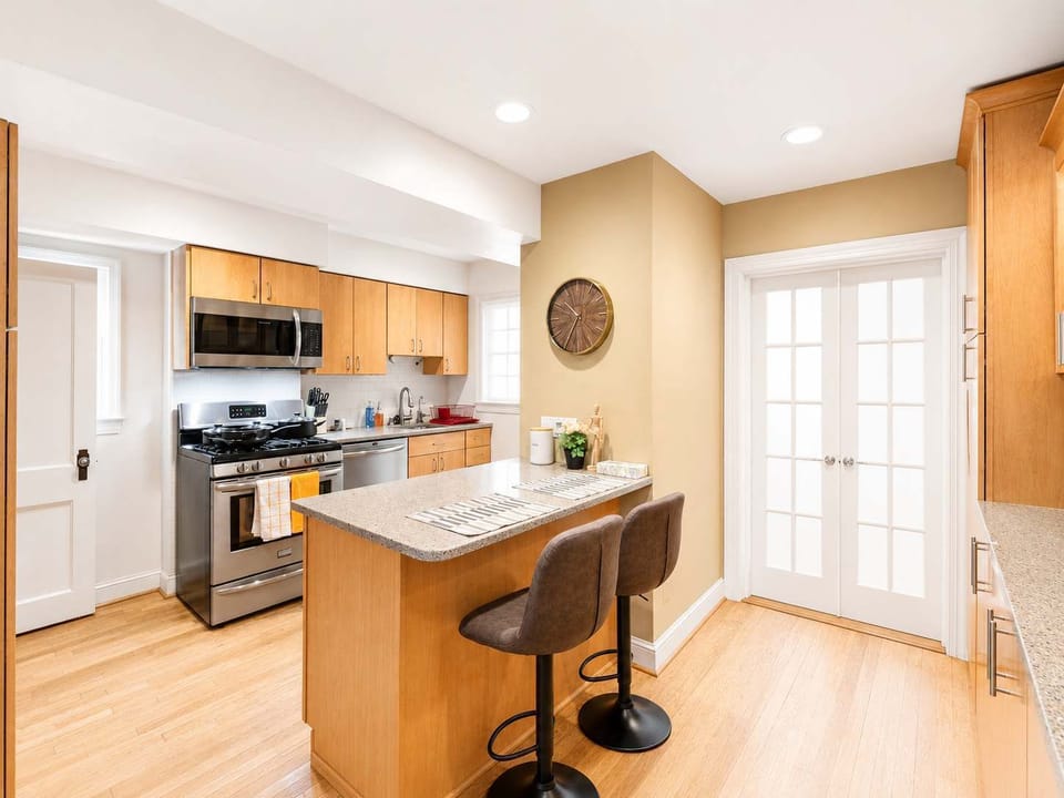 Fully equipped kitchen 
