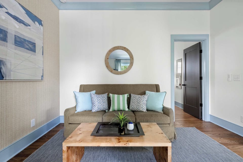 Living room + pullout couch + TV
