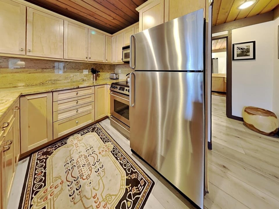 Indoors, Home Decor, Appliance, Refrigerator, Kitchen
