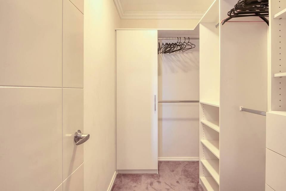  Stay organised and easily access your favorite outfits during your stay, adding an extra level of convenience and comfort to your experience.
