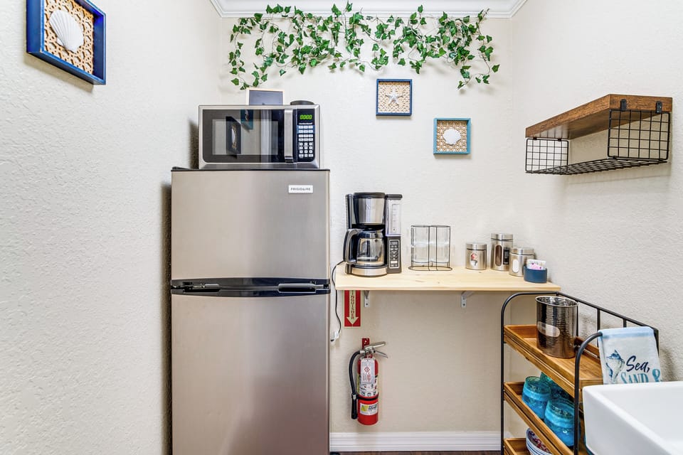 Kitchenette | Drip Coffee Maker