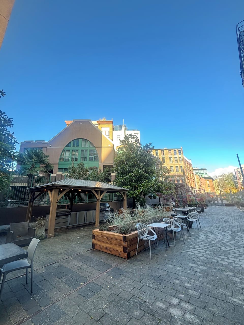 Outdoor dining