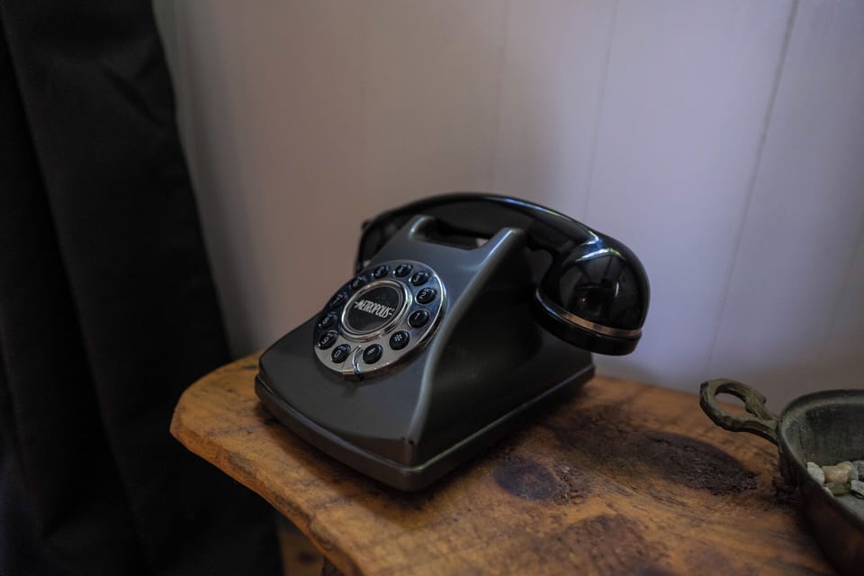 Land line phone actually works ☎️📞