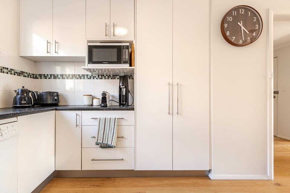 Kitchen, Appliances and Cup`ds, All Needed items available