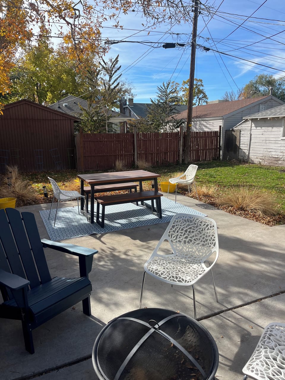 Outdoor dining