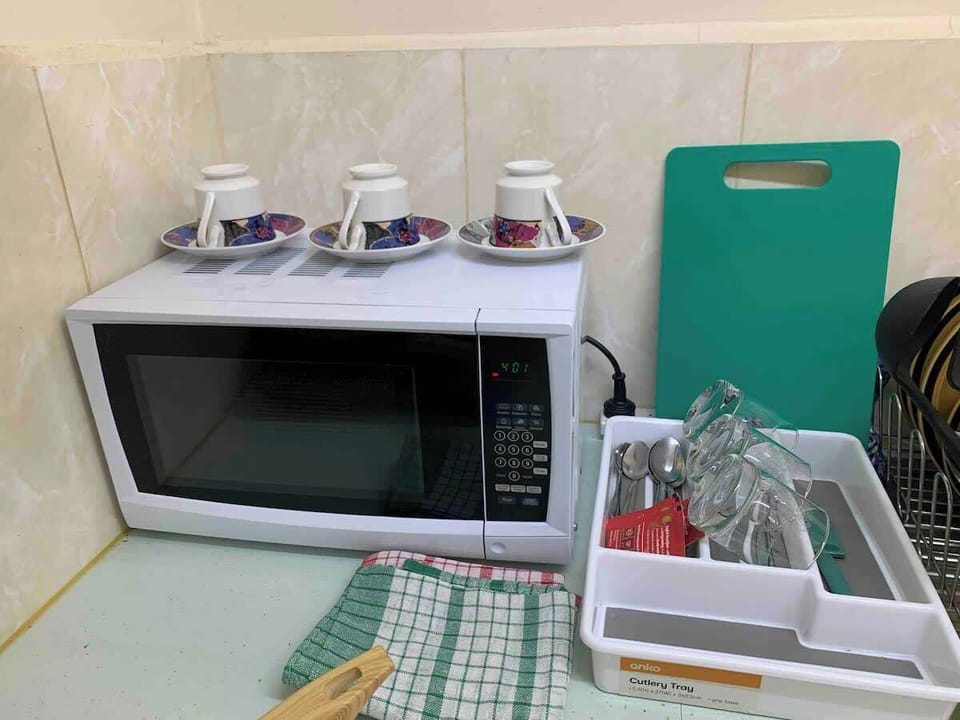 Micro-wave oven