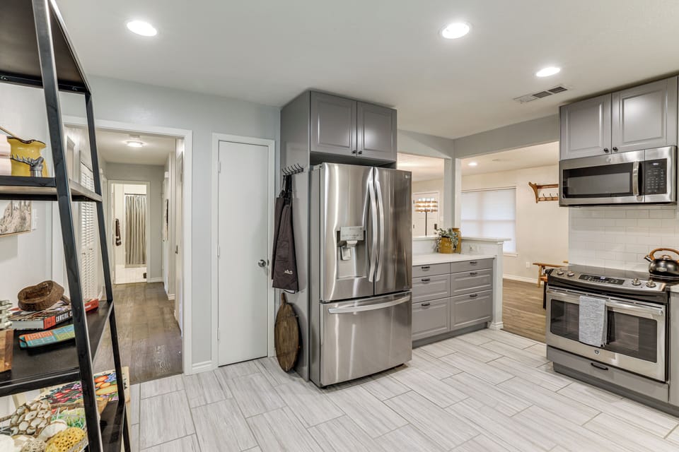 Kitchen | Cooking Basics | Drip Coffee Maker | Dishwasher | Salt & Pepper | Oil