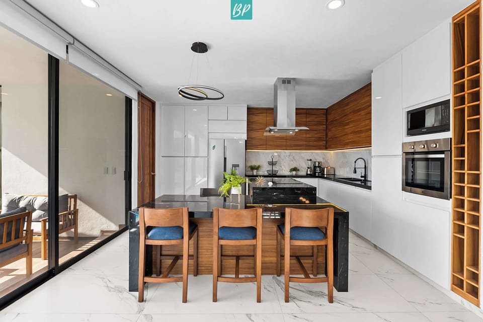 Main Kitchen