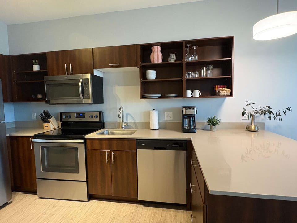 Fully equipped kitchen