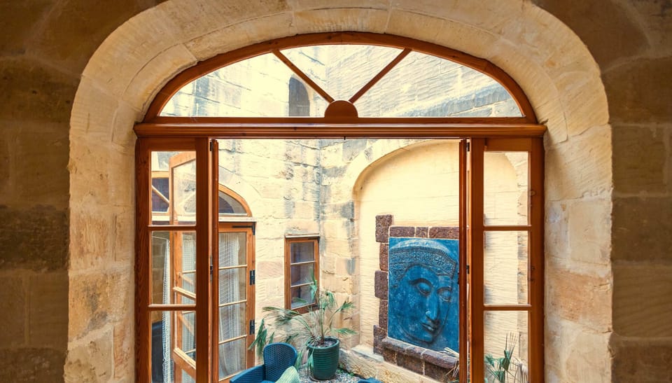 Courtyard View