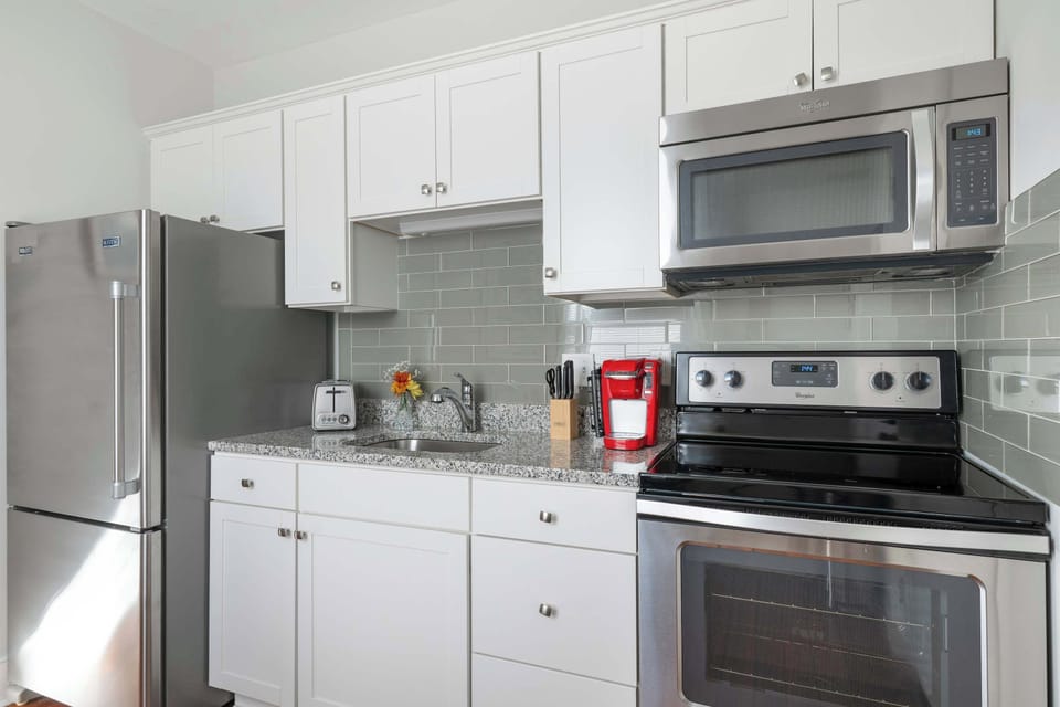 Fully equipped kitchen