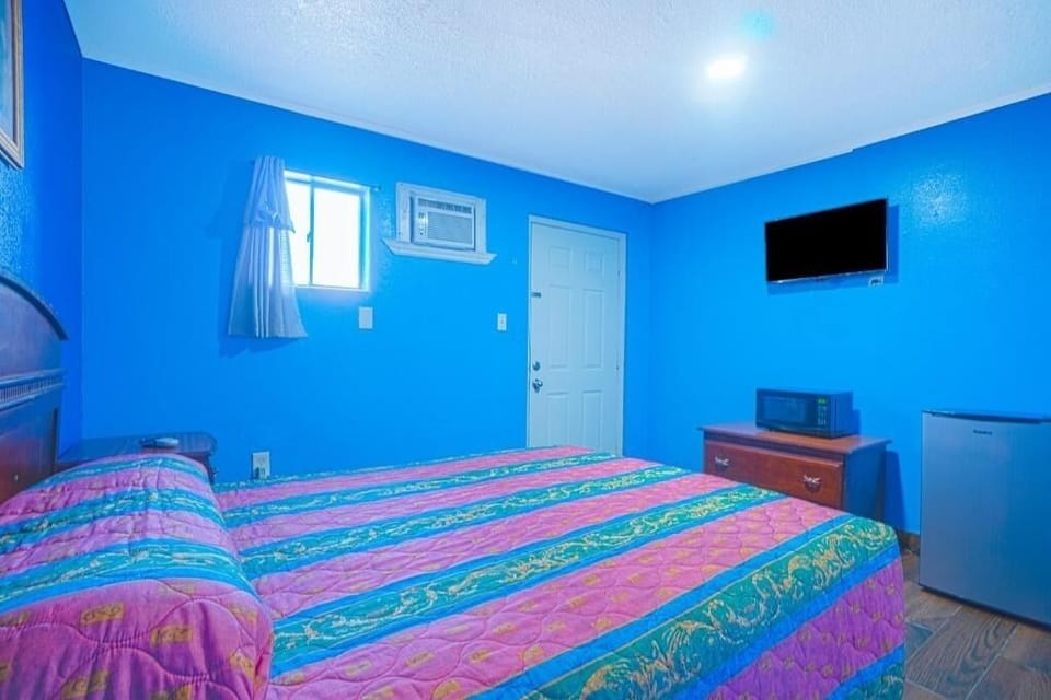 Bedroom. Interior and views may vary based on location and availability.