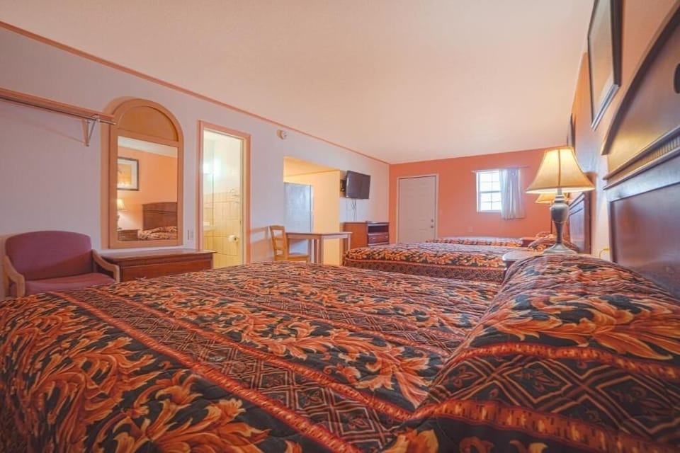 Kick back with extra seating and an easy, open layout.