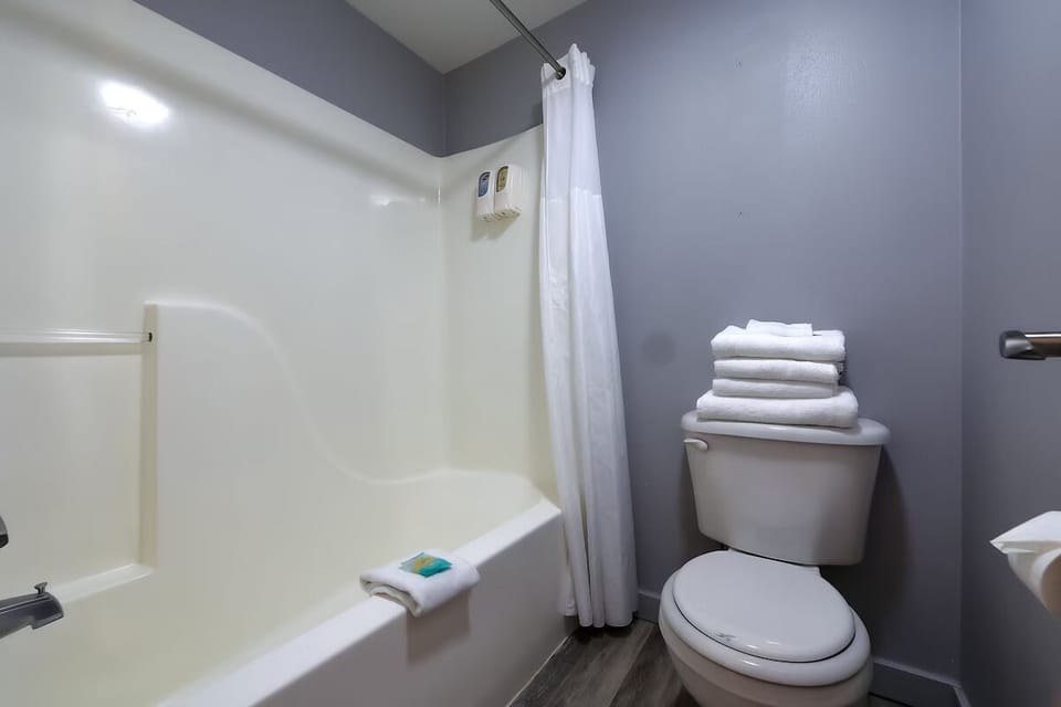 Rinse off after the beach in a clean tub shower.