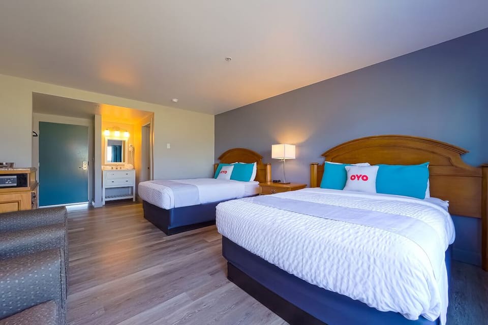 Stretch out after adventures in a crisp, spacious double room.
