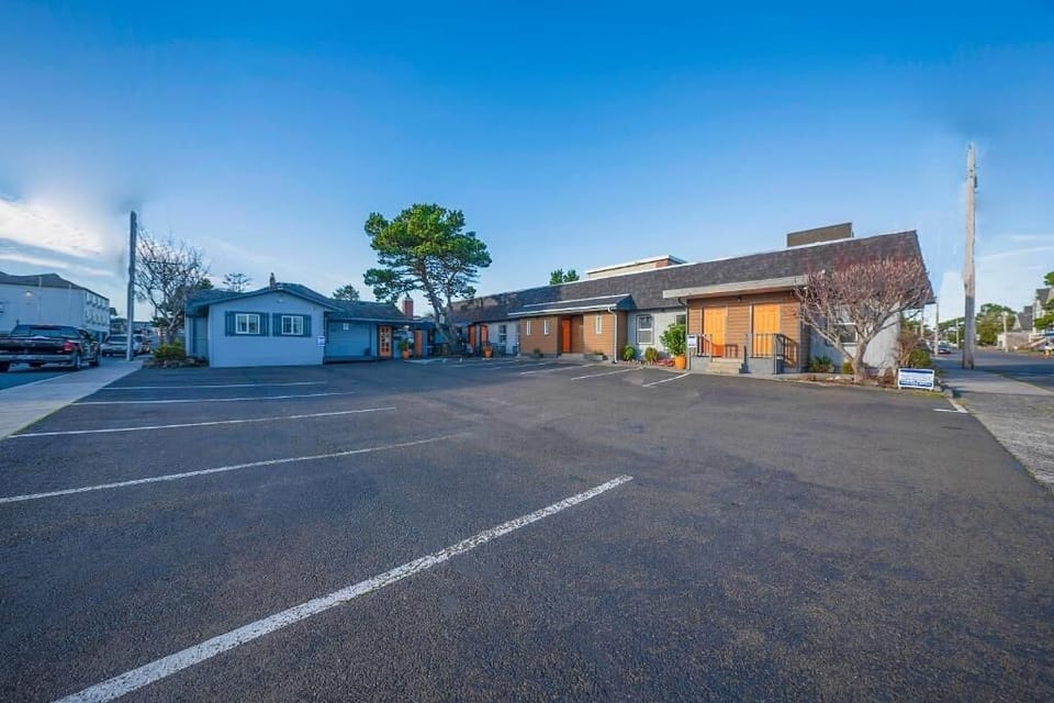 Exterior view of the property.