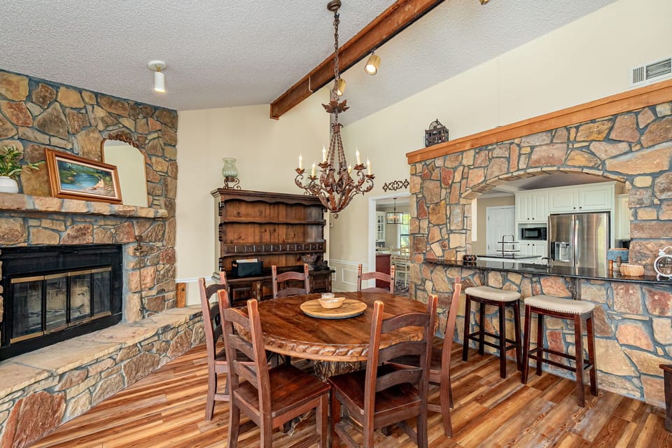 2 can sit at lunch counter