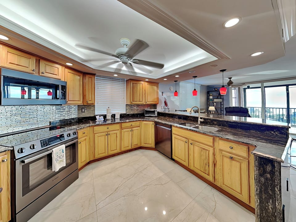 Fully Equipped Kitchen with Stainless Steel Appliances