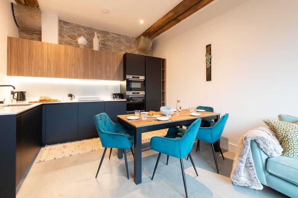 kitchen dinning space 