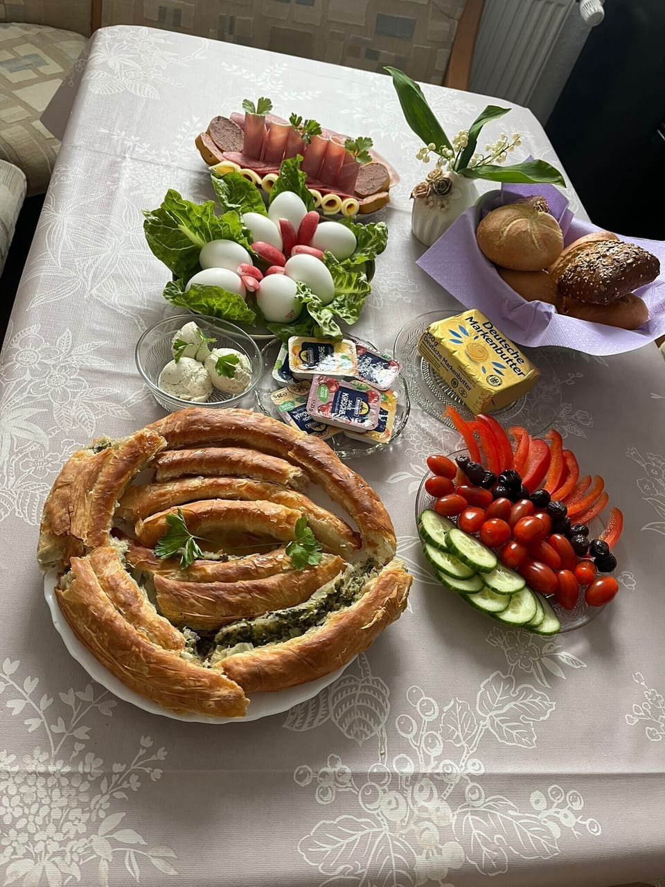 Breakfast meal