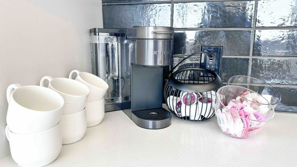 ~ Coffee/tea maker
