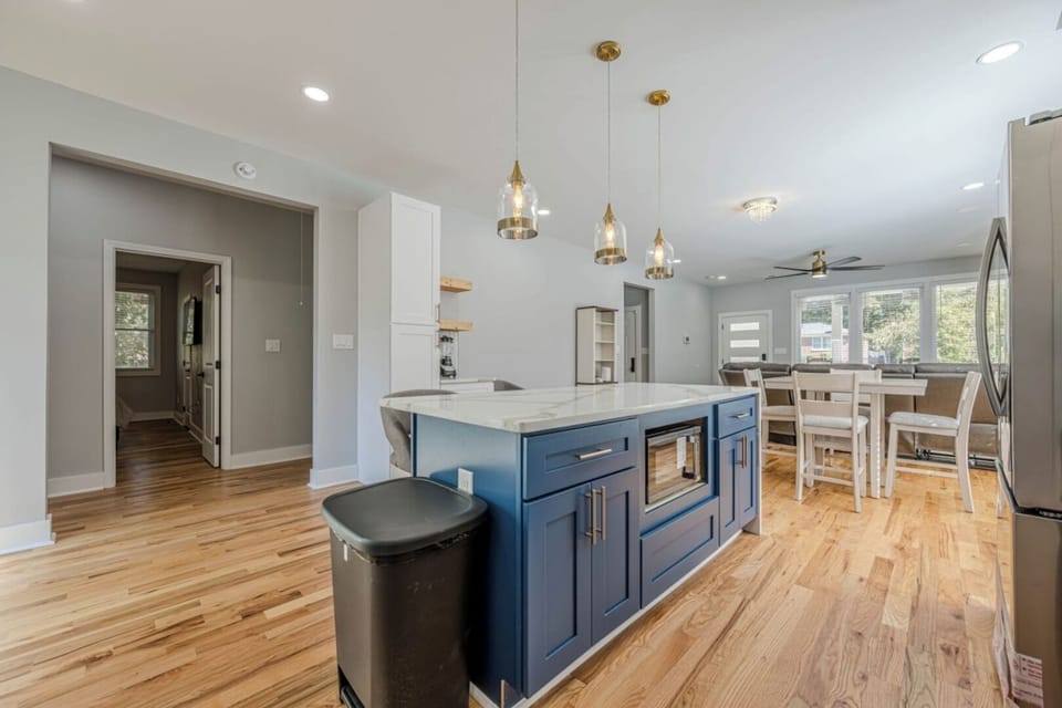 24-web-or-mls-Silver Springs Cir-16