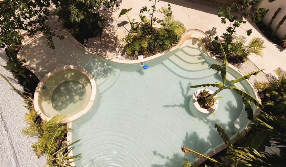 Shared pool, available from 8AM to 9PM