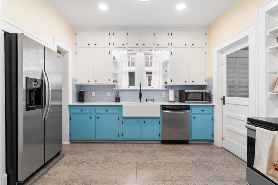 Bright, modern kitchen with full-size appliances and ample counter space