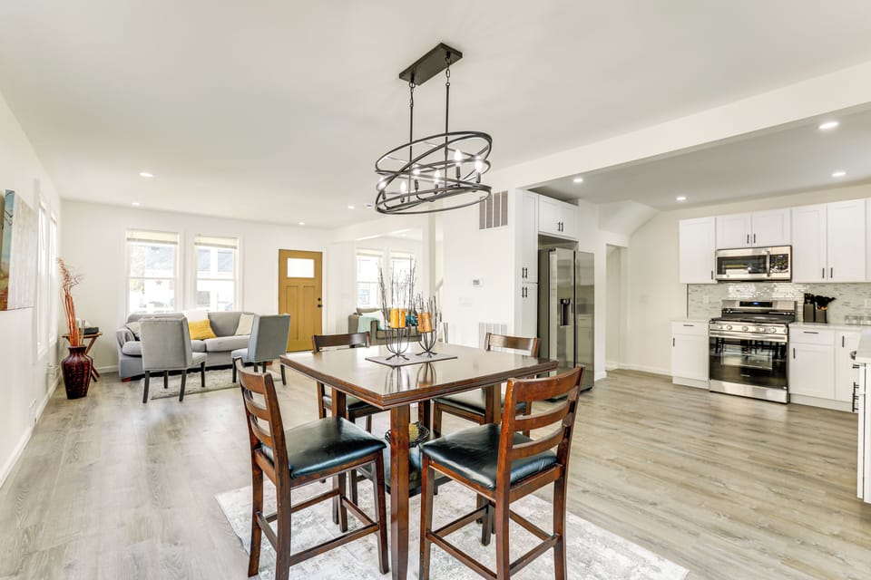 Dining Area | 1st Floor