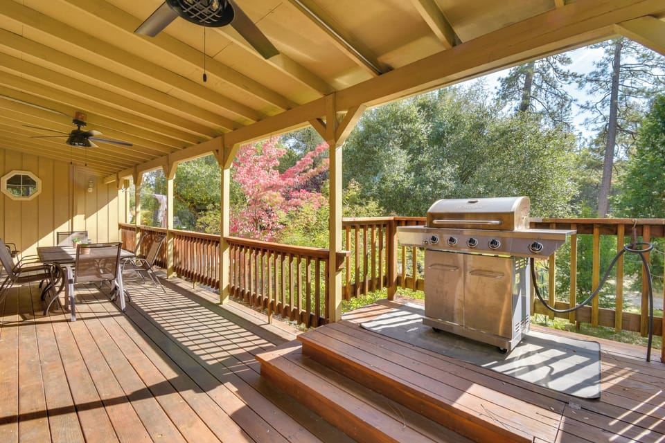 Groveland Vacation Rental | 3BR + Loft | 2.5BA | Stairs Required | 2,240 Sq Ft