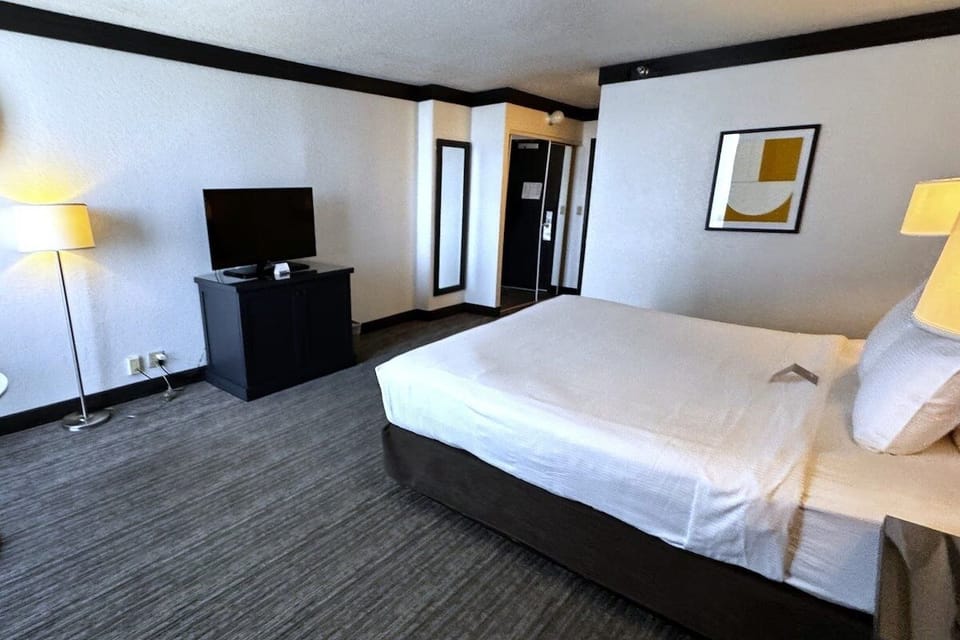 Kick back in bed and enjoy easy TV-time comfort.