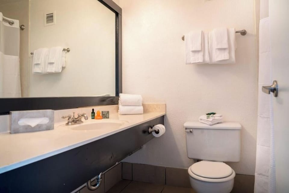 Refresh easily with a bright vanity and fresh towel set.