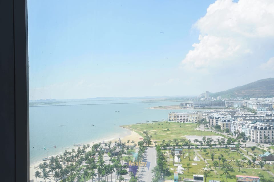 Beach/ocean view
