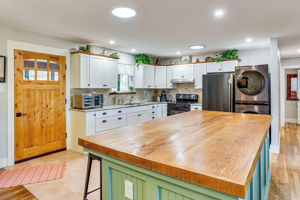 Kitchen | Washer & Dryer