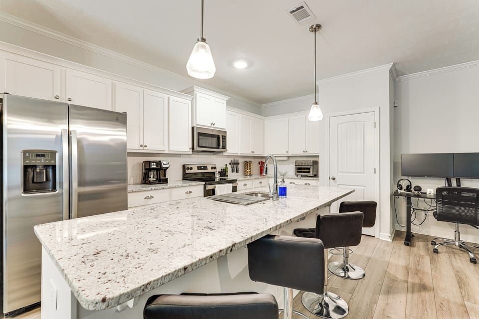 Kitchen | 1st Floor | Dishwasher