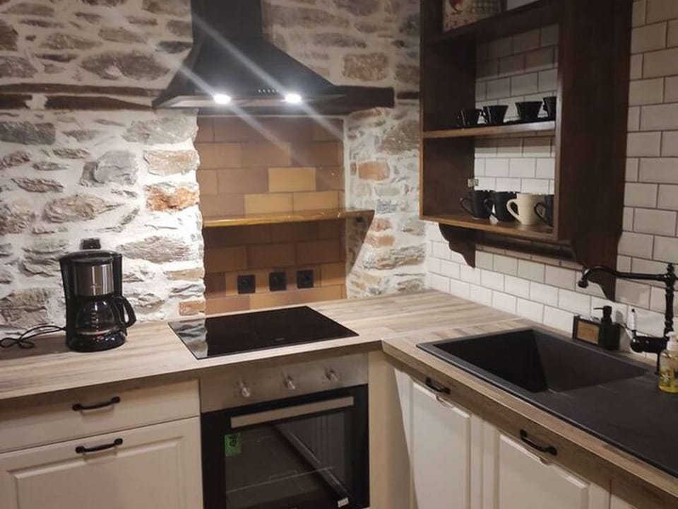 Kitchenette  # front 1