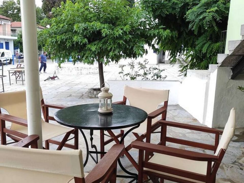 Exterior view # side 2